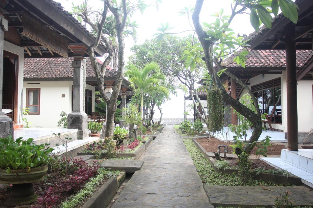 Temple Cafe & Cottages Candi Dasa  Exterior photo