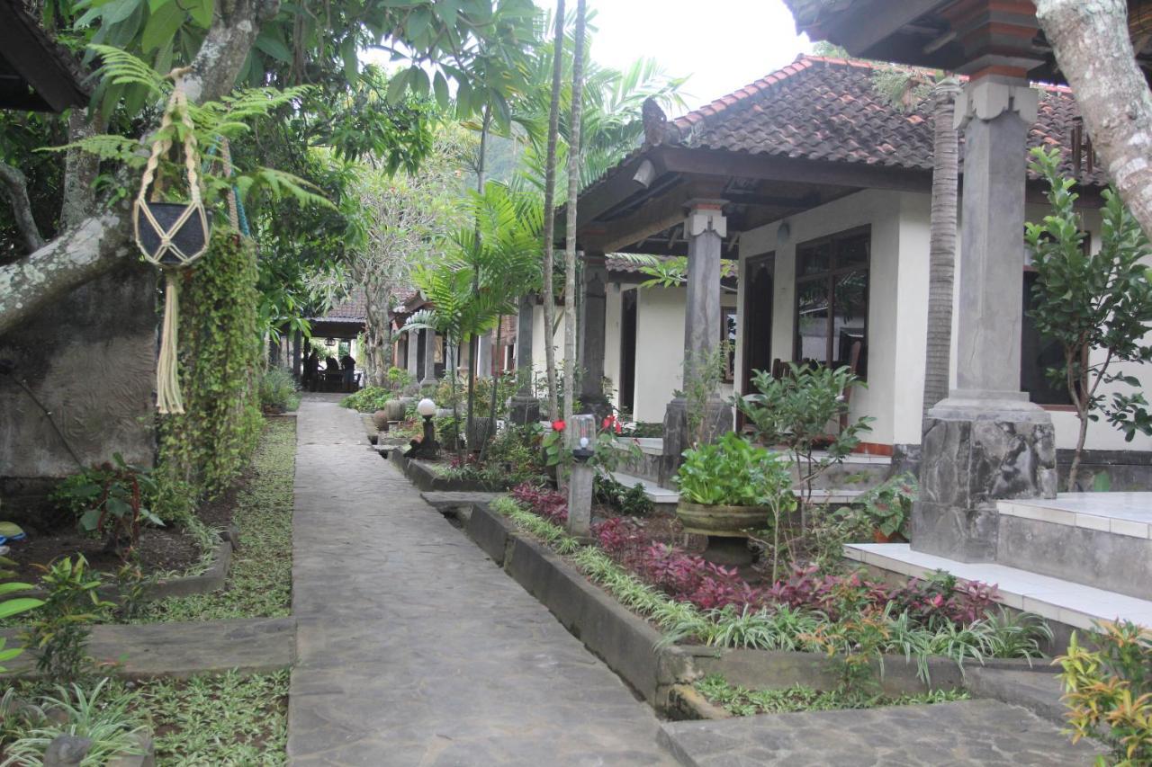 Temple Cafe & Cottages Candi Dasa  Exterior photo